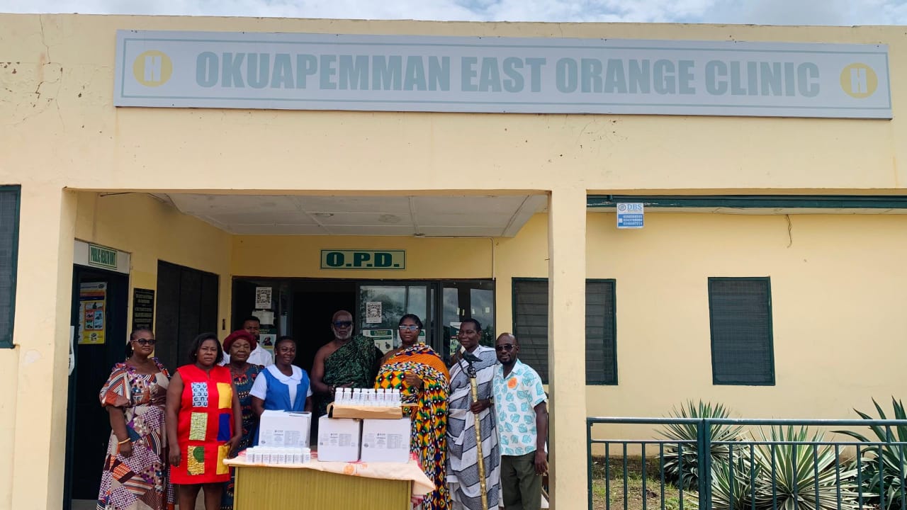 Prioritizing Maternal Health: Nana Adwoa Asantewaa I Okuapemhemea Nkosuohemea Supports Expectant Mothers at Okuapemman East Orange Clinic